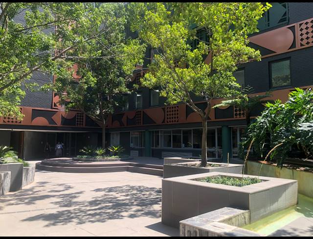 334M² RETAIL TO LET IN ROSEBANK